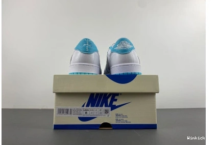 x Scott Jordan Travis 1 Air 0822